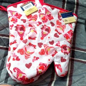 Valentine ♥  knome oven mitt